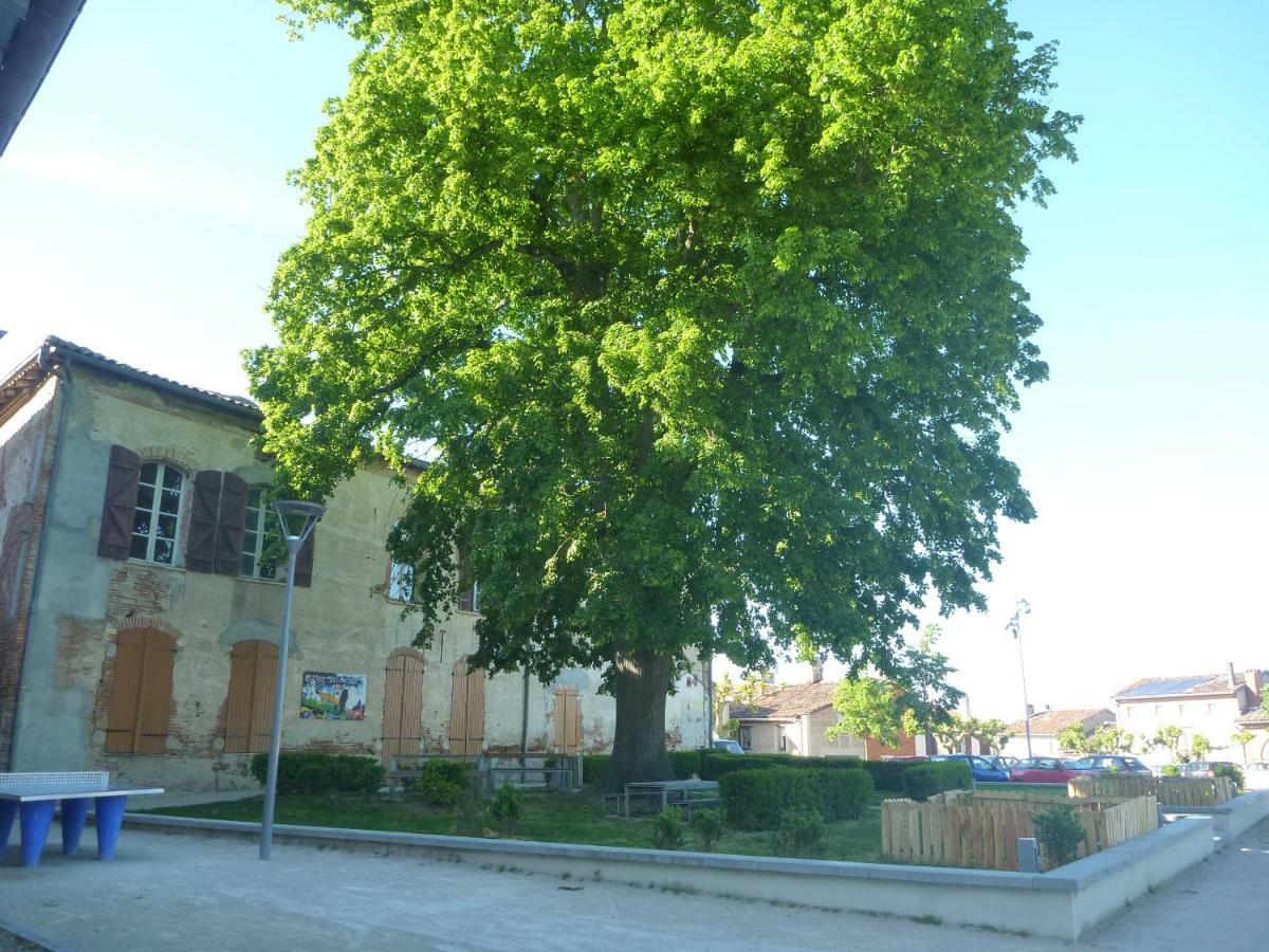 Au Coeur De Montastruc-La-Conseillere - Chambres D'Hotes Εξωτερικό φωτογραφία