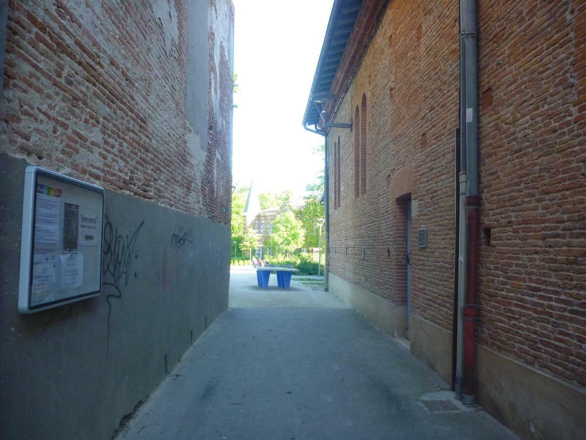 Au Coeur De Montastruc-La-Conseillere - Chambres D'Hotes Εξωτερικό φωτογραφία